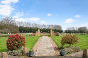 Photo 8- click for photo gallery